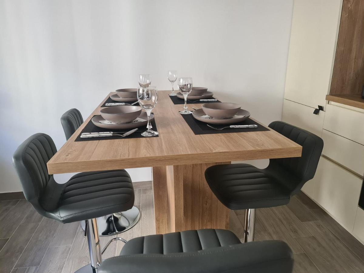 Apartman Nika Crikvenica Buitenkant foto